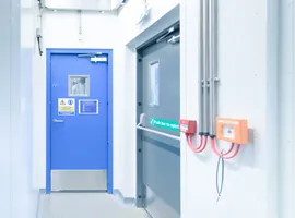 Fire-resistant doors in hospitals